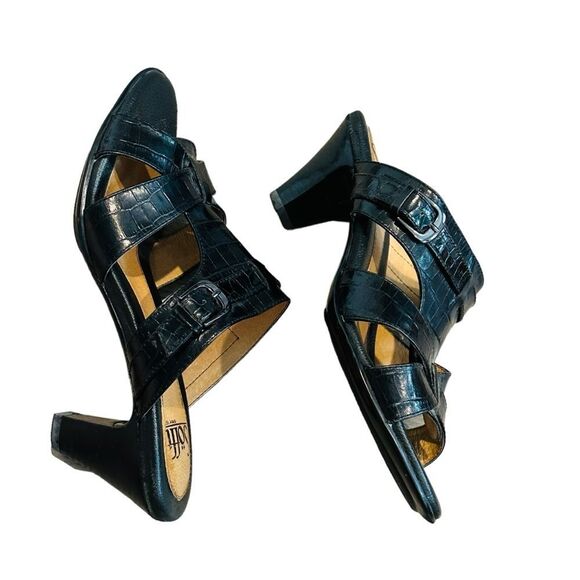 Sofft Black Leather Sandals - Size 7.5 - Picture 5 of 13